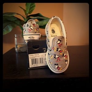 Mickey vans